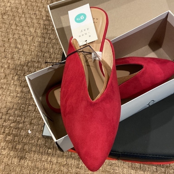 A new day burgundy mules new - Picture 4 of 5